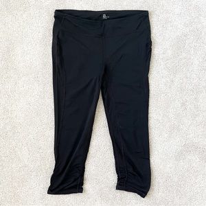 GapFit Running Crop L